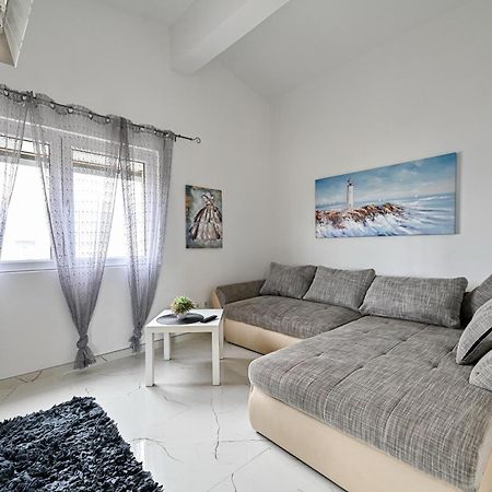 Apartment Razanac Nikola 2 Exterior photo